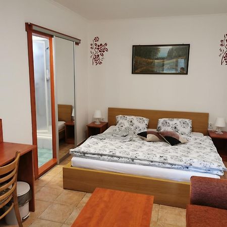 Penzión Rudolf Prievidza Habitación foto