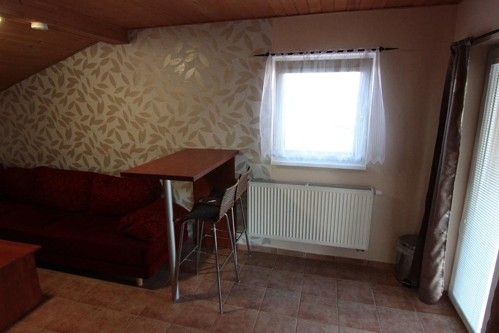 Penzión Rudolf Prievidza Habitación foto