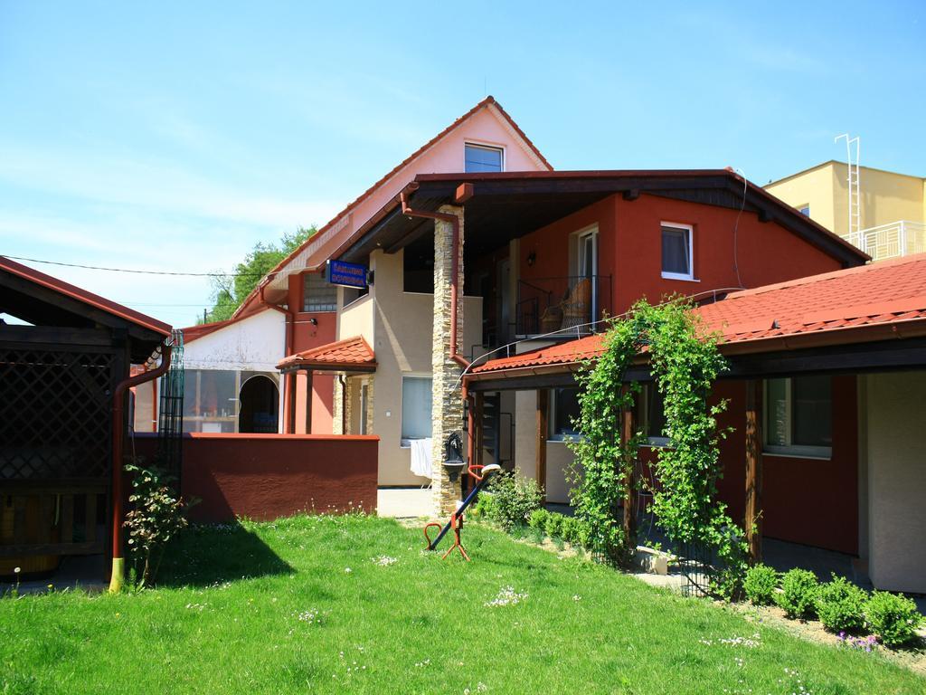 Penzión Rudolf Prievidza Exterior foto