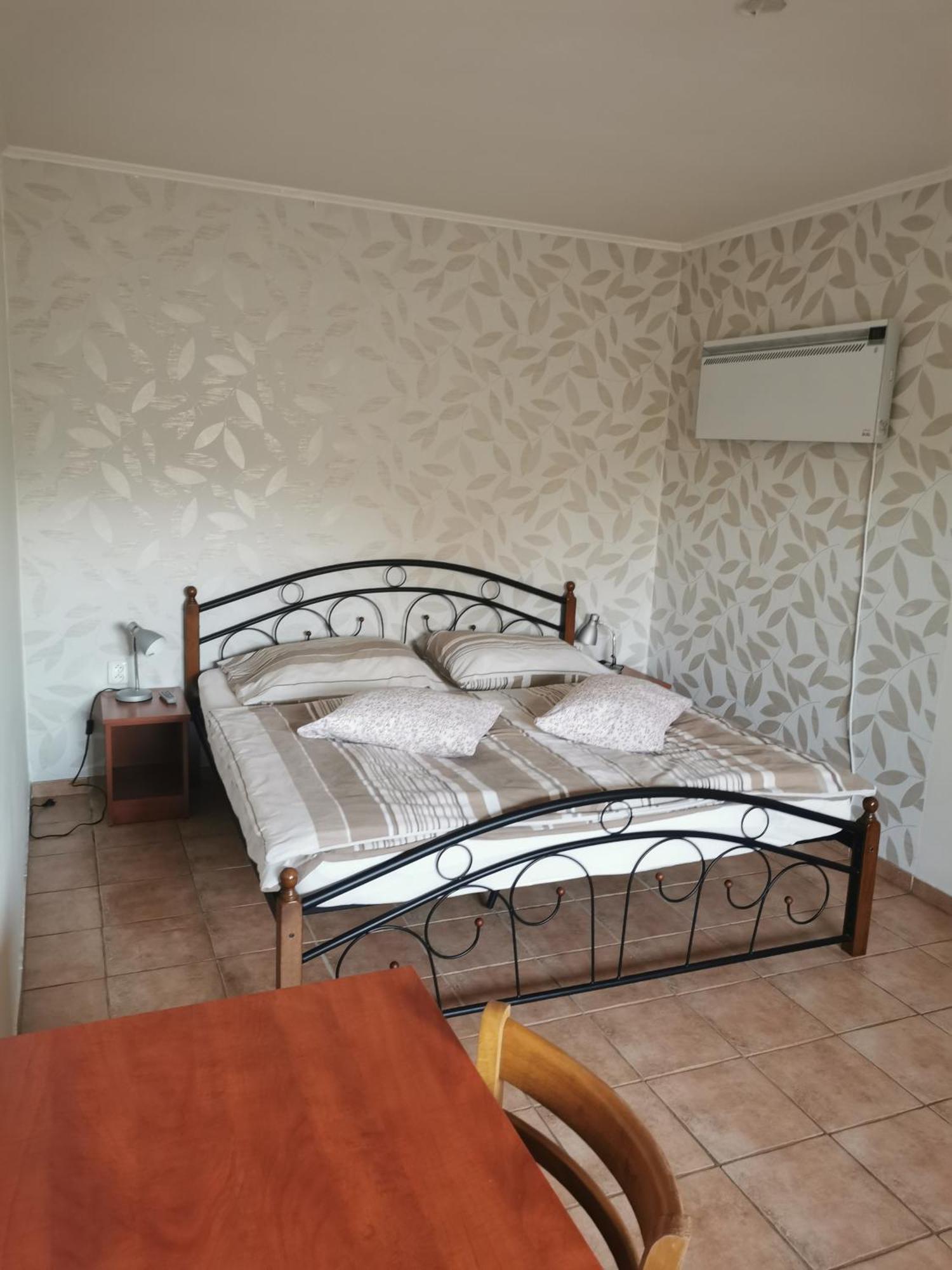 Penzión Rudolf Prievidza Habitación foto